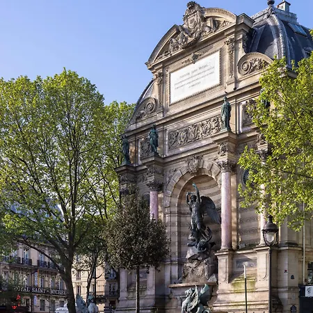 Royal Saint Michel Hotel 4*