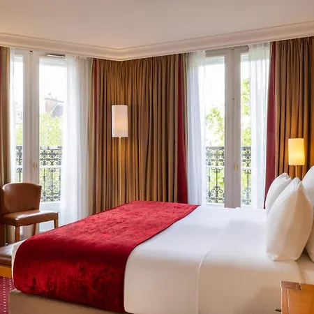 Royal Saint Michel 4* Parigi