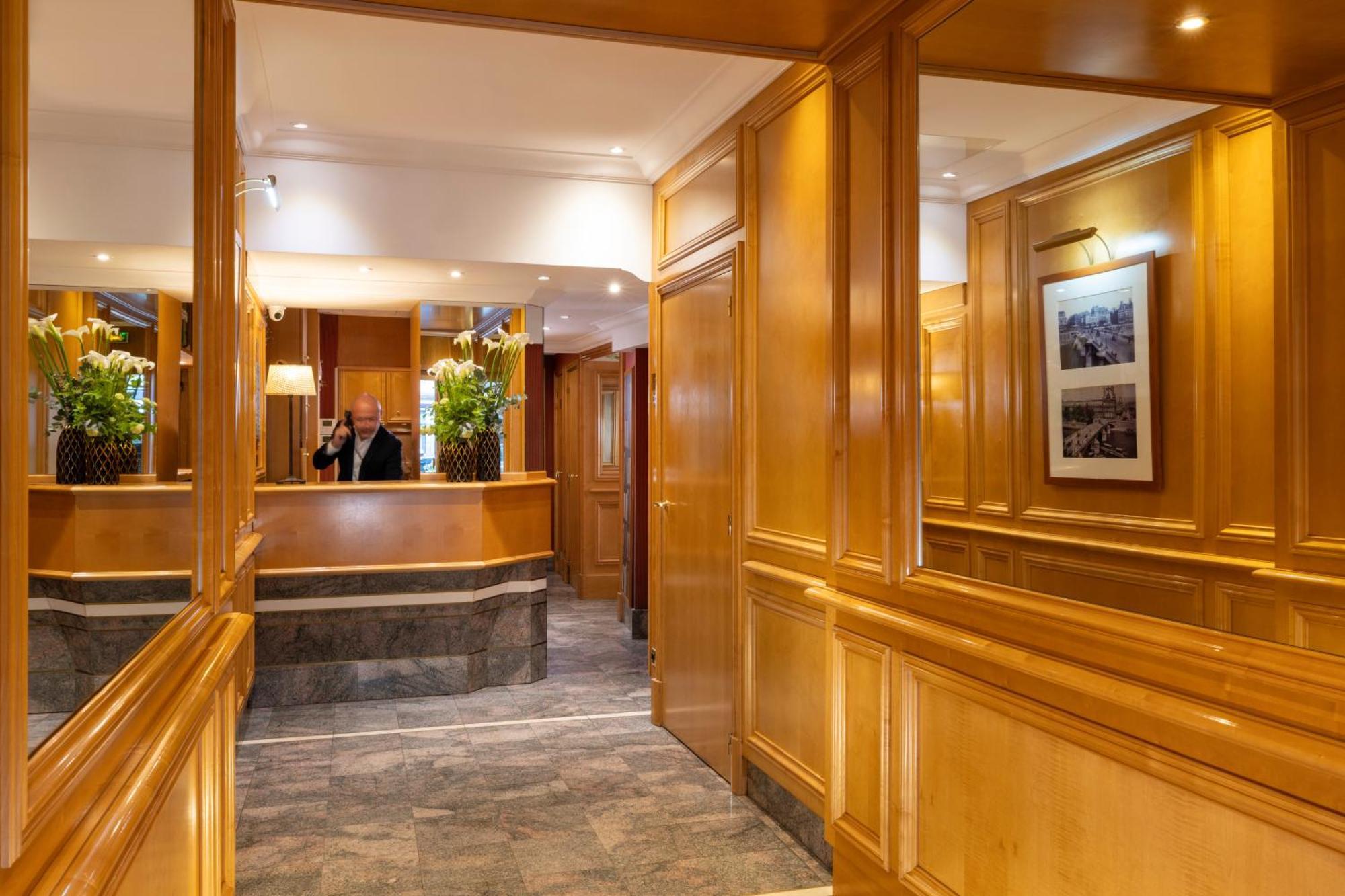 Royal Saint Michel 4* Parigi